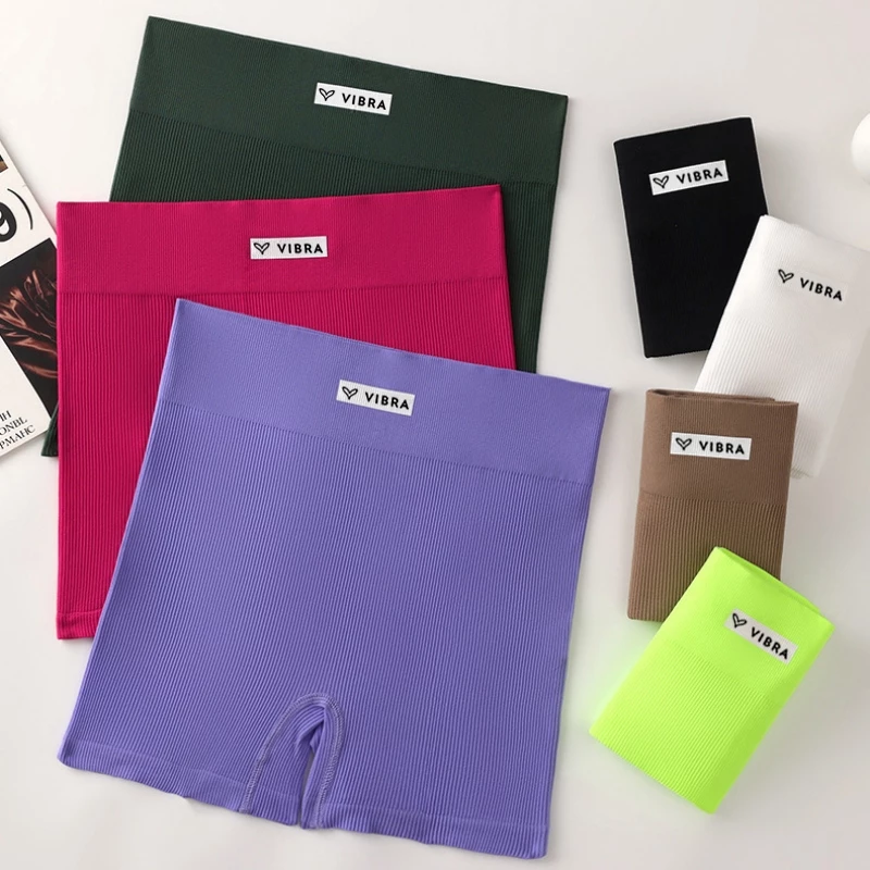 ชุดกีฬาผู้หญิง บรา+กางเกงขาสั้น ผ้ายืดหยุ่น แผ่นเสริมถอดได้ thumbnail 8