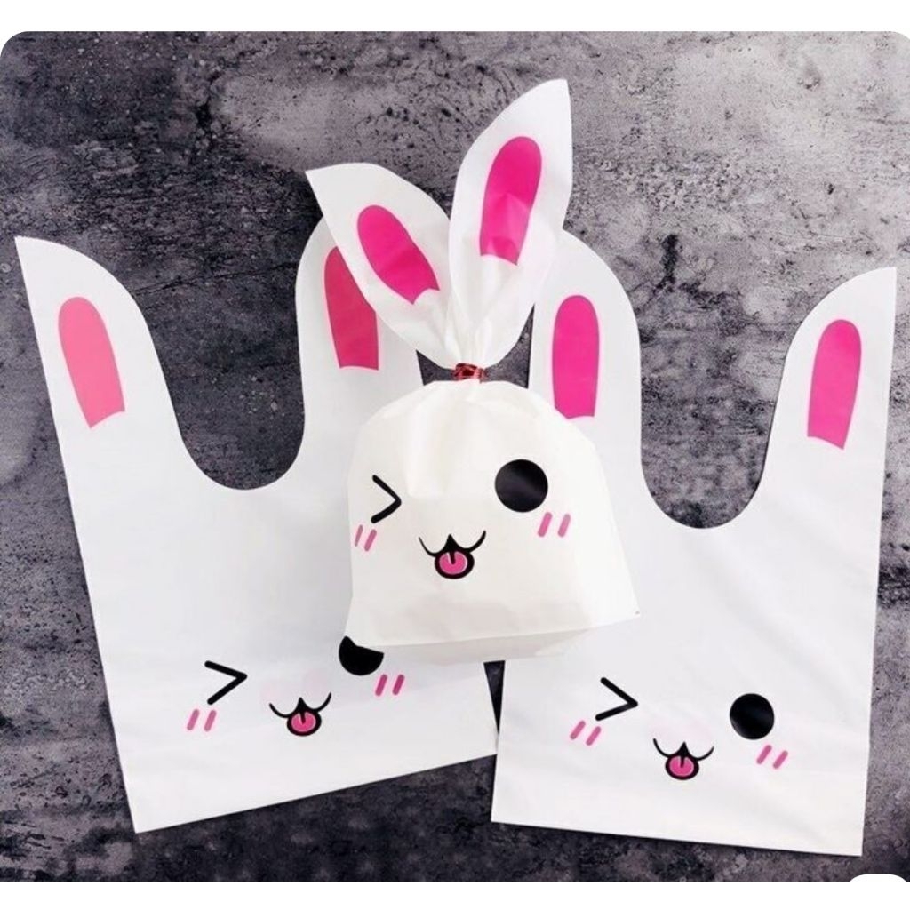 ถุงขนม วัสดุพลาสติก ผูกหูกระต่าย มี 2 ขนาด S    L   / แพค 25 ใบ