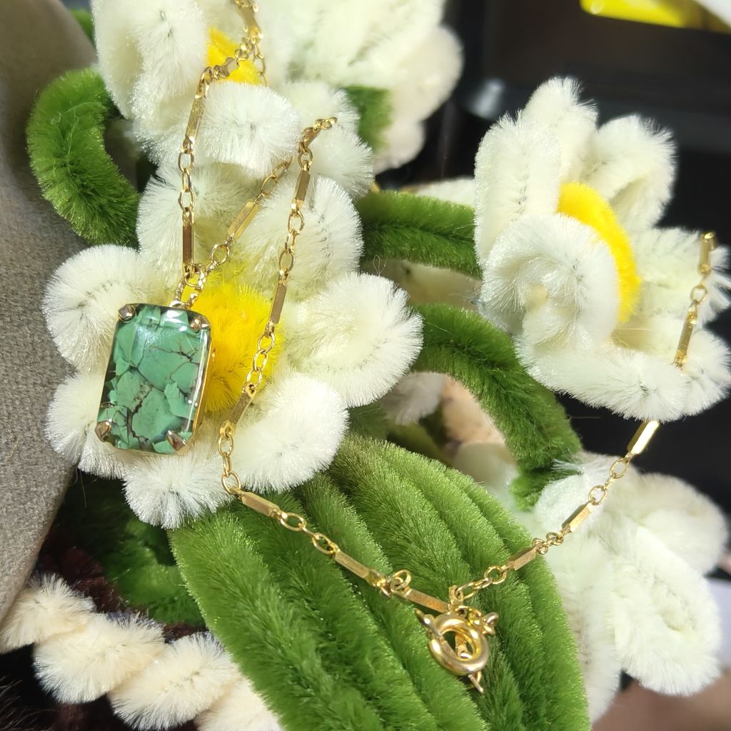 สร้อยคอvtg.มีจี้เก๋ๆสวยงามมือสองญี่ปุ่น