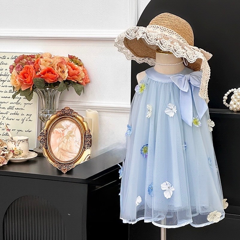 B551 ชุดเดรสเด็กผู้หญิงระบายสีฟ้าและสีครีม