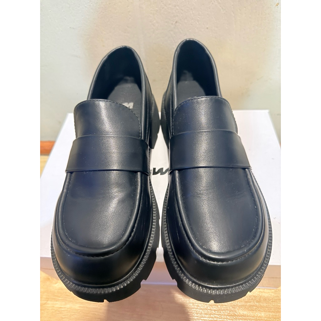 HUXLEY LOAFER มือสอง