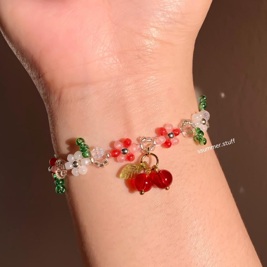 ✨🍒Cherry Pop Garden beaded jewelry🌸🌿: สร้อยลูกปัดจี้เชอร์รี่ สร้อยเชอร์รี่ โทนสีสดใสสไตล์ summer girl🌞👙