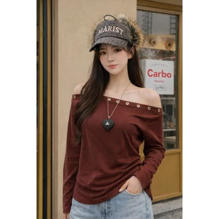 Acasey เสื้อปาดไหล่ แขนยาว ✨ Eyelet Chic Off-Shoulder Tee ✨ EL