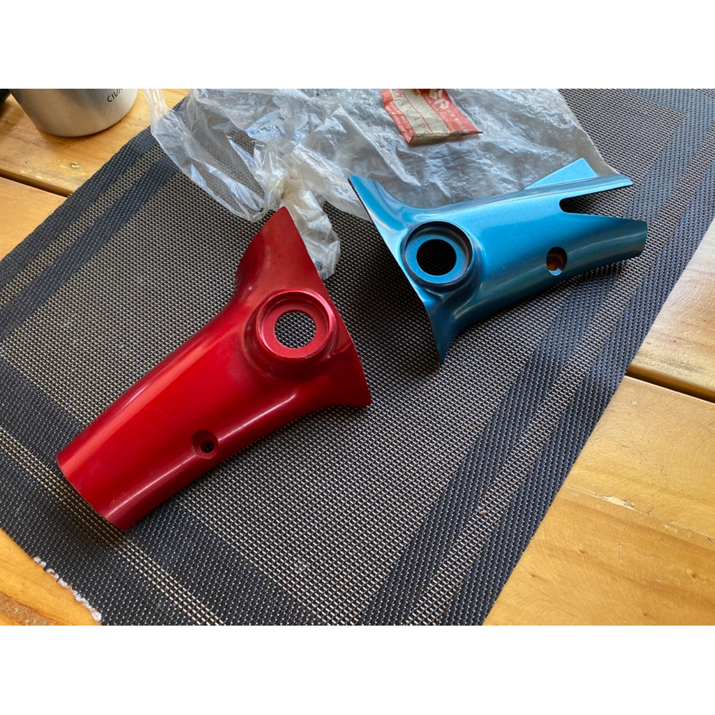 ครอบแฮนด์ล่าง ซ้าย ขวา Suzuki Fr80ss Fr80m 💥แท้ใหม่คละสีมีปั๊ม S