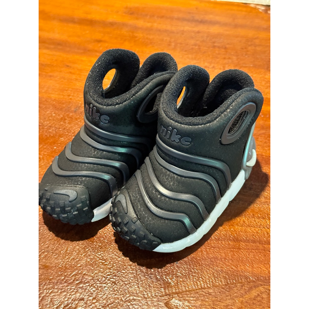 รองเท้าnike bootsเด็ก