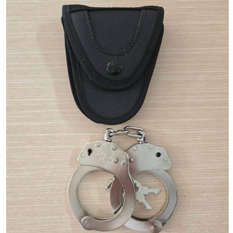 ***ของแท้ส่งไว*** กุญแจมือของแท้ ราคาถูก ซองใส่กุญแจมือ กุญแจมือเหล็ก  กุญแจมือ - รูปที่ 2