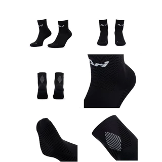 📌ARI TABI QTR RUNNING SOCKS ถุงเท้าวิ่งข้อสูง ARI มี 2 สี สีดำและสีขาว