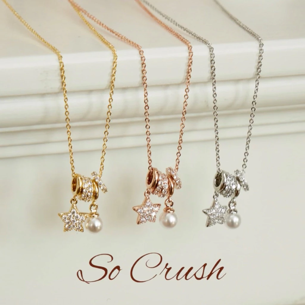 Socrush.bkk | PEARL BLINK signature necklace | SN-081 | สร้อยคอดาว จี้ดาว จี้มุก สร้อยดาว