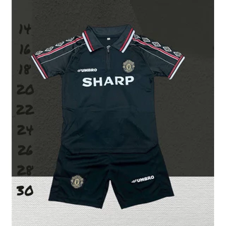 ชุดบอลชุดกีฬาเด็กเสื้อพร้อมกางเกงผ้าคุณภาพดีนิ่มเย็นใส่สบายใส่แล้วไม่ระคายเคืองต่อผิวขนาดไซร้เด็ก1ขวบถึง13ขวบ