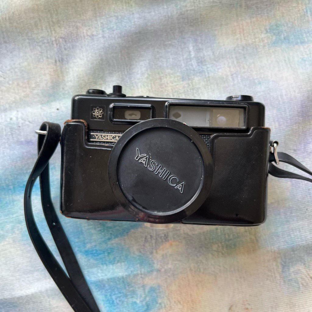 yashica electro 35 professional