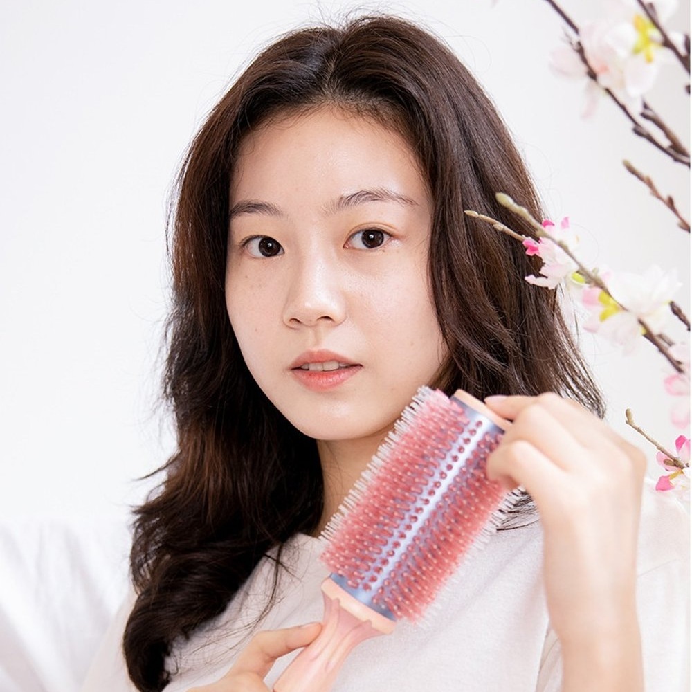 ( พร้อมส่ง ) Atara Donmo Hair Roll Brush หวีแปรงไดร์ขนหมูป่าแท้ รุ่น Cherry Blossom ยกโคนสร้างวอลลุ่ม - รูปที่ 6