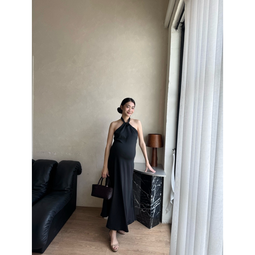 Babybump Vivian เดรสผ้ายืดเรียบหรู🖤
