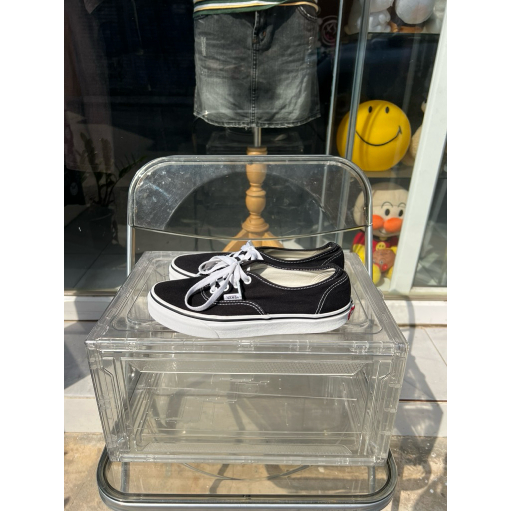 vans authentic black/white