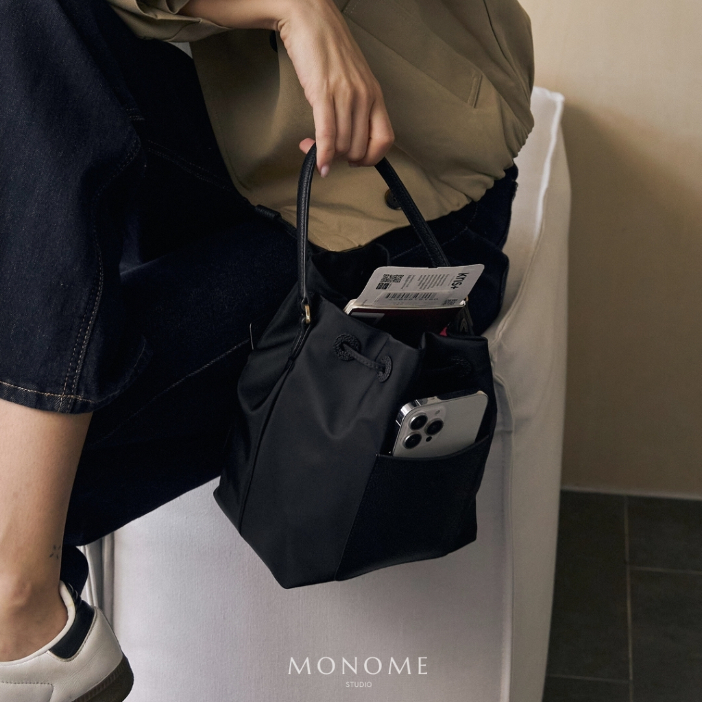 PICNIC The Bucket Bag  กระเป๋าทรงจีบสุดน่ารัก ผ้าพรีเมียมไนลอน  สายหนังแท้  มีสายยาวให้ทุกใบ MONOMEBKK - รูปที่ 2