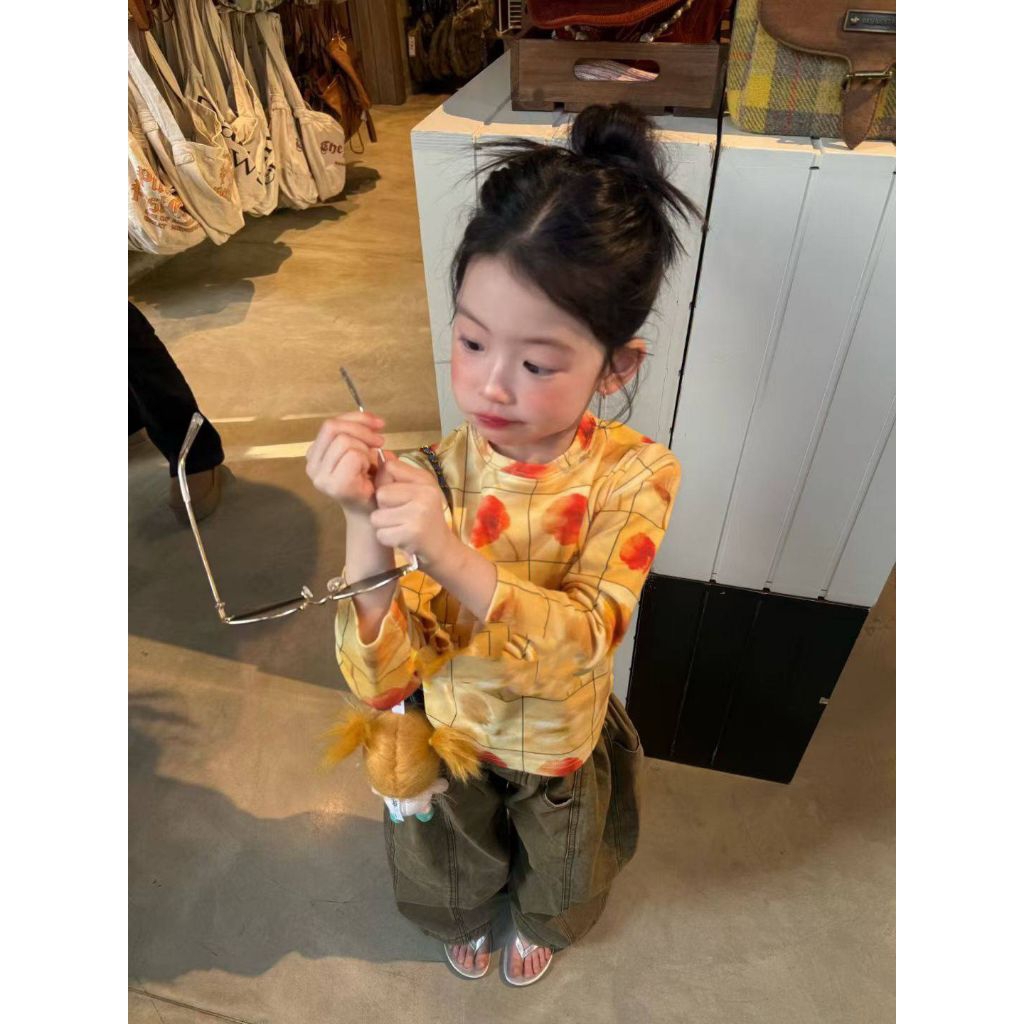 แฟชั่นลูกสาวใส่ต้อนรับฤดูร้อนกันเลยงานสไตล์เกาหลีน่ารักมากแม่ๆใส่ถ่ายรูปสวยๆกันจ้า#มีงานพร้อมส่งบางขนาดสอบถามได้นะคะ
