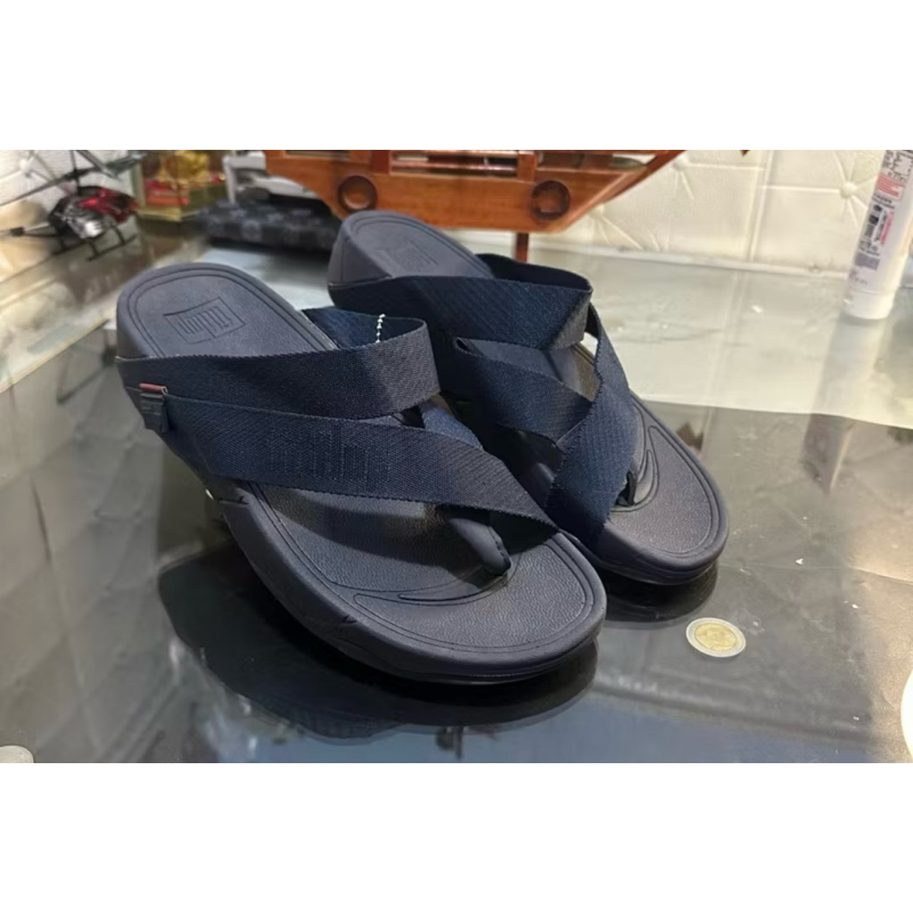 รองเท้าเเตะ fitflop สลิงรุ่นใหม่ สวย ใส่ได้ทั้ง หญิงและชายไซร้ 36----44