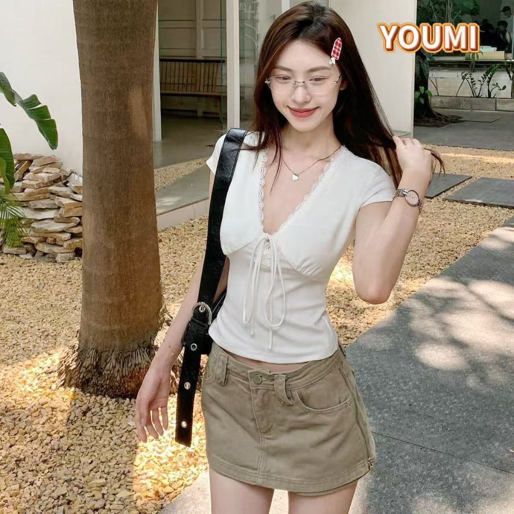 ส่งไวจากไทย สไตล์ลูกไม้เย็บ v คอแขนสั้นเสื้อยืดผู้หญิงฤดูร้อน สาวร้อนเซ็กซี่แน่นด้านบน YOUMI