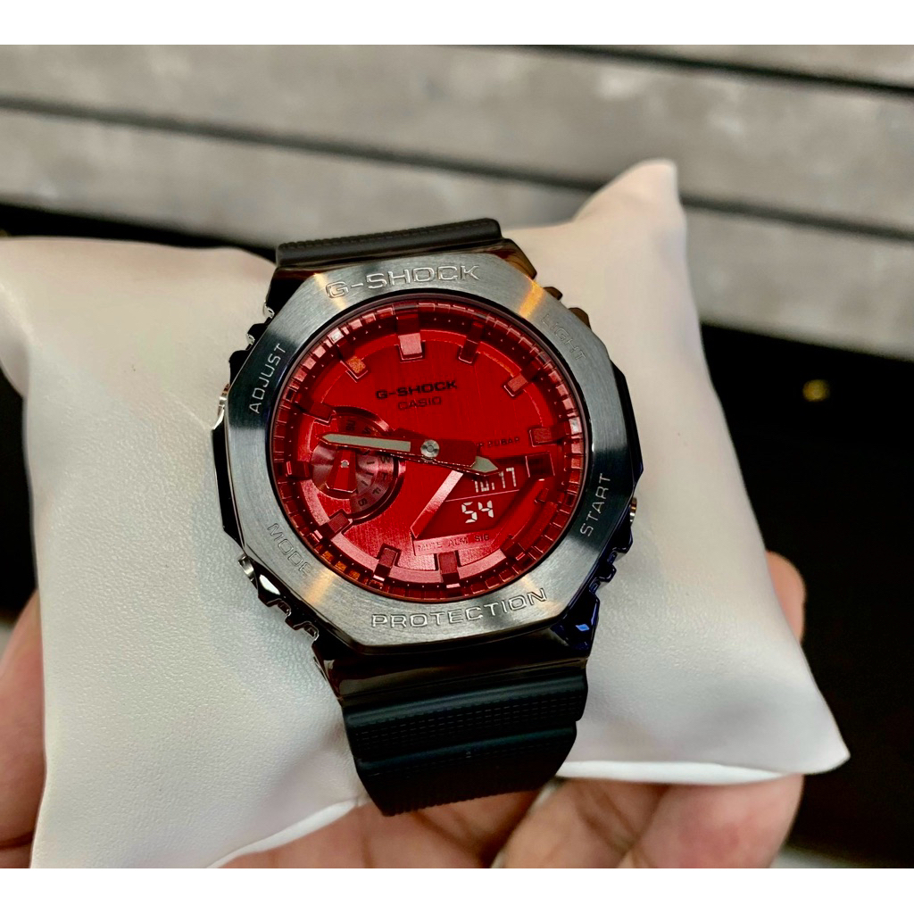 G-shock-gm-2100-b-4adr