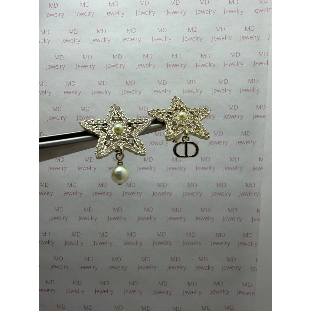 ต่างหูดาวห้อยตุ้งติ้ง  งานพรีเมี่ยม ทองเหลือง ก้านเงิน925 ไม่แพ้ เป็นมิตรต่อผิว