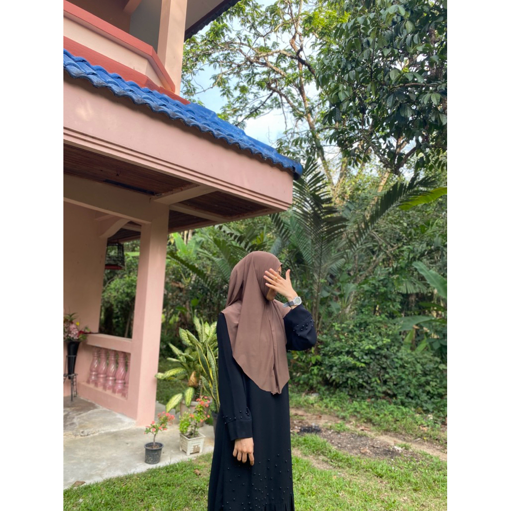 Basic hijab ผ้าคลุมสวมสำเร็จ