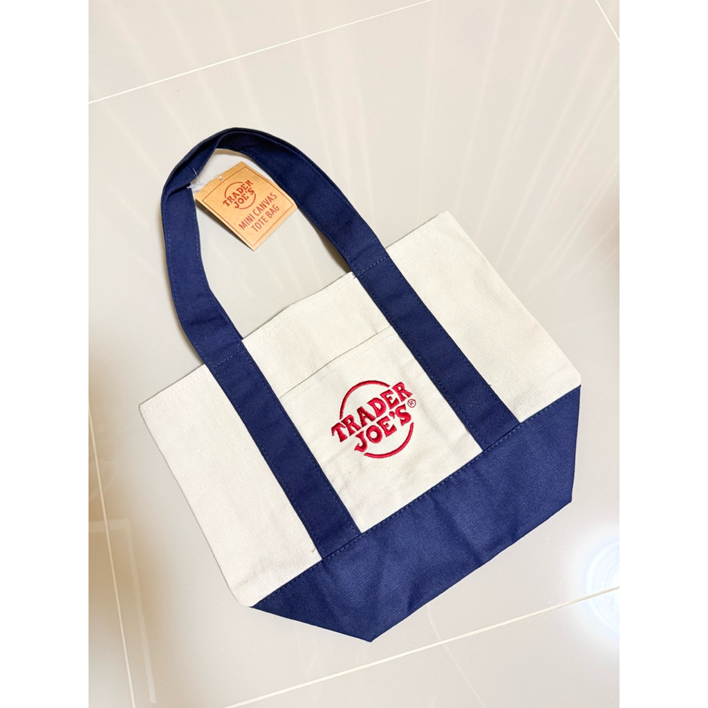 กระเป๋า Trader Joe's ( mini tote bag ) แท้ ส่งตรงจากอเมริกา 🇺🇸