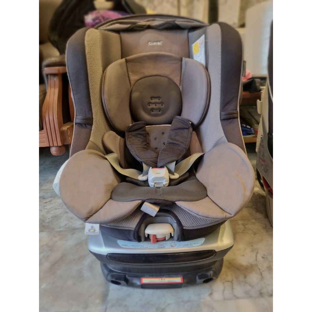 คาร์ซีท Combi รุ่น Luxtia turn 360