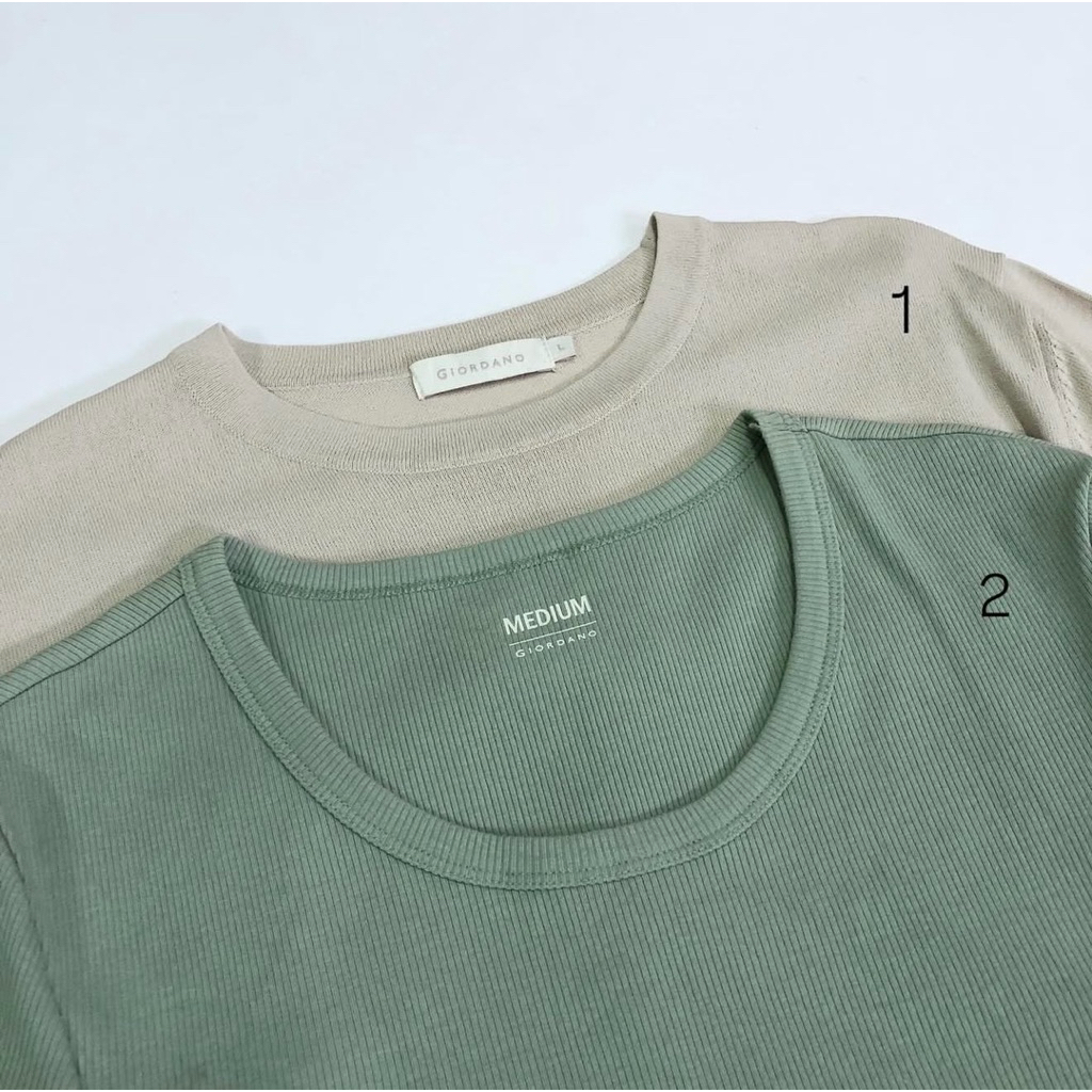 ✅Sale✅ Giodano เสื้อยืดร่องเล็กสีเขียวพาสเทล