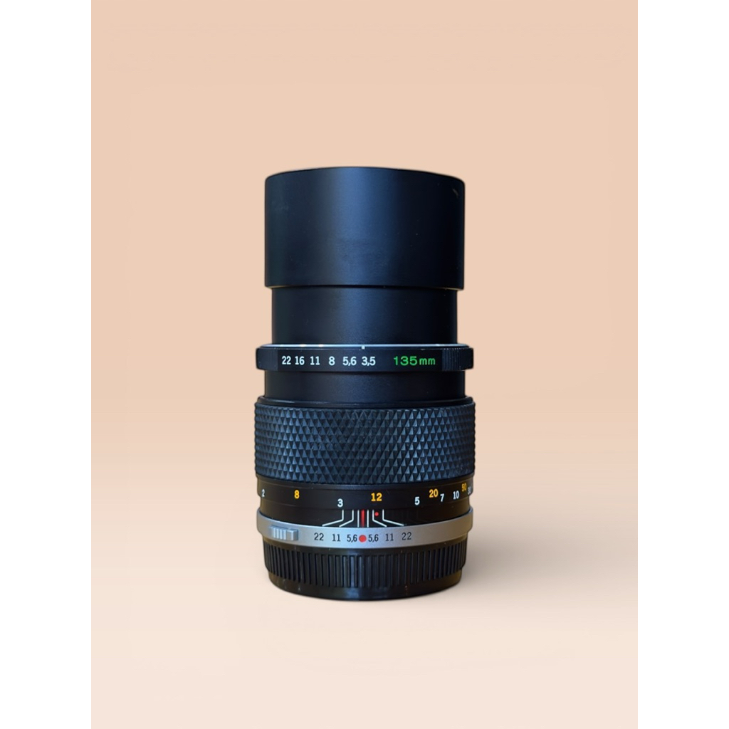 เลนส์มือหมุน OLYMPUS OM SYTEM E.ZUIKO AUTO-T 135MM.F3.5 OM SYTEM