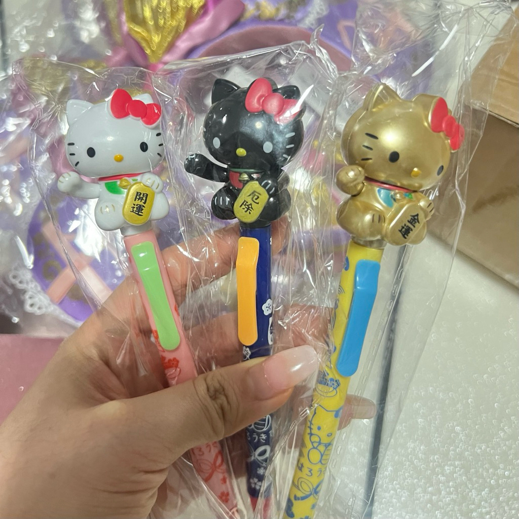 พร้อมส่งในไทย💖ปากกา hello kitty แมวกวักเรียกทรัพย์💖สุดน่ารัก✨ อ่านรายละเอียดด้านล่างให้ครบ