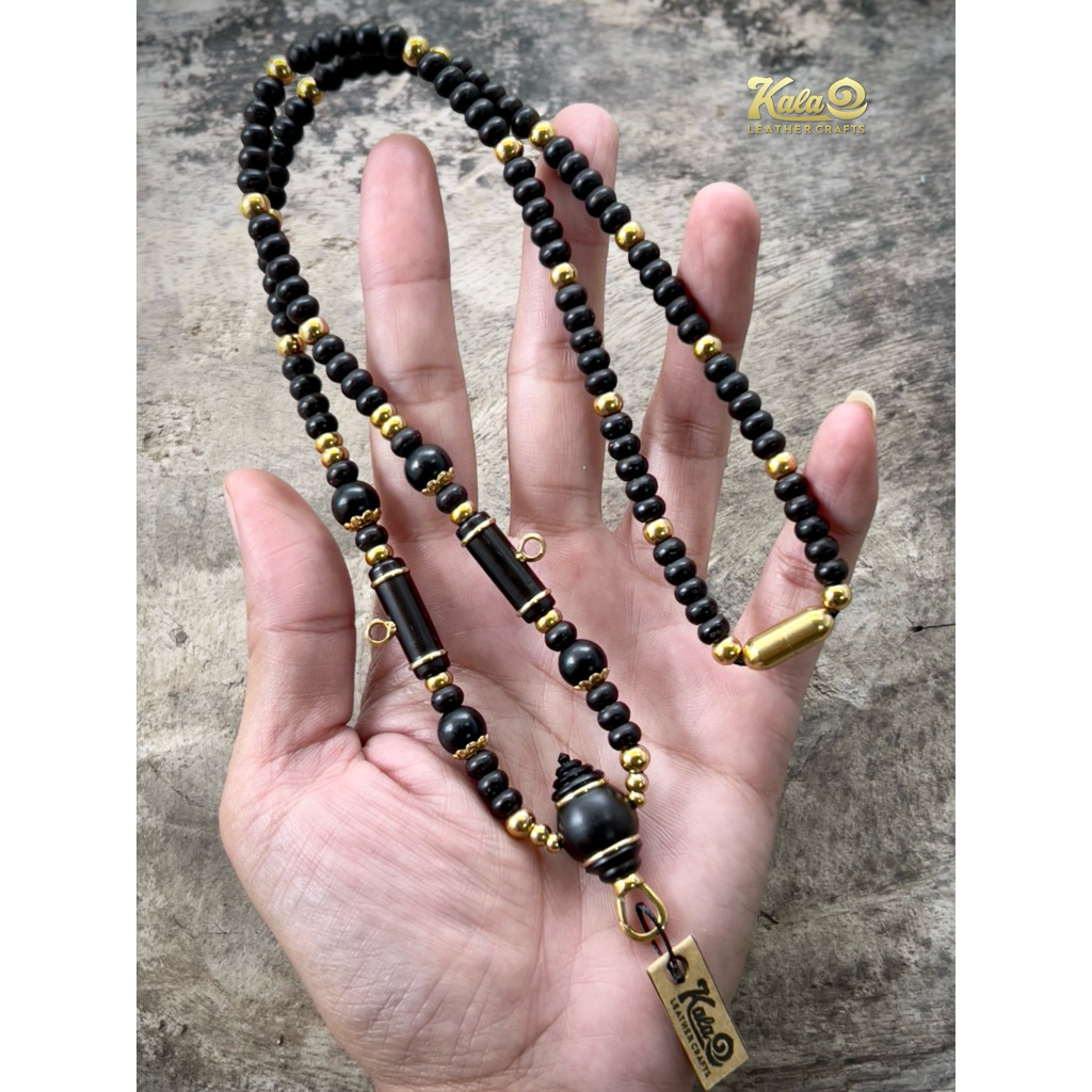 สร้อยกะลาตาเดียว หัวขุนไม้มงคลพญางิ้วดำ กลึงมือทรงสวย ฝังก้ามปูทองยิงเลเซอร์เกรดดี +งานแน่นๆ
