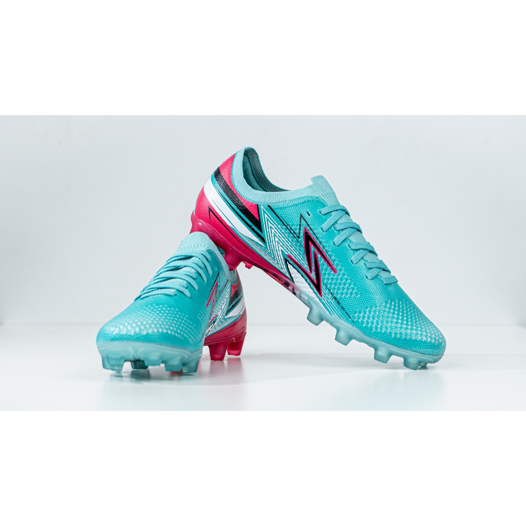 รองเท้าฟุตบอล Zeta รุ่น SUPERNOVA PRO