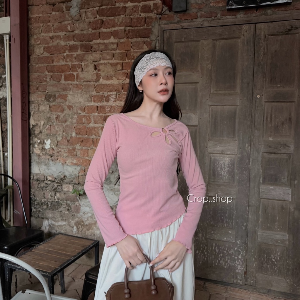 crop..shop เสื้อเเขนยาว เก๊มาก งานสวย เว้ารูปดอกไม้สวยดูหรู สีสดใสในตัวเดียว งานปังสุดๆ รูปที่ 3