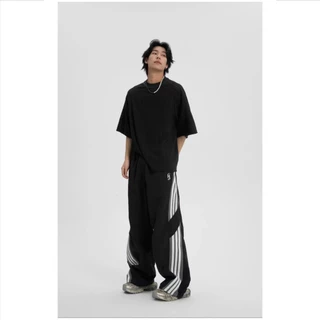 SHEESH กางเกงวอร์ม ฟรีไซส์ ขาปล่อย รุ่นแต่งแถบ ใส่สบาย ผ้าบาง ใส่ได้ทั้งชายหญิง สีดำและสีเทา M-3XL