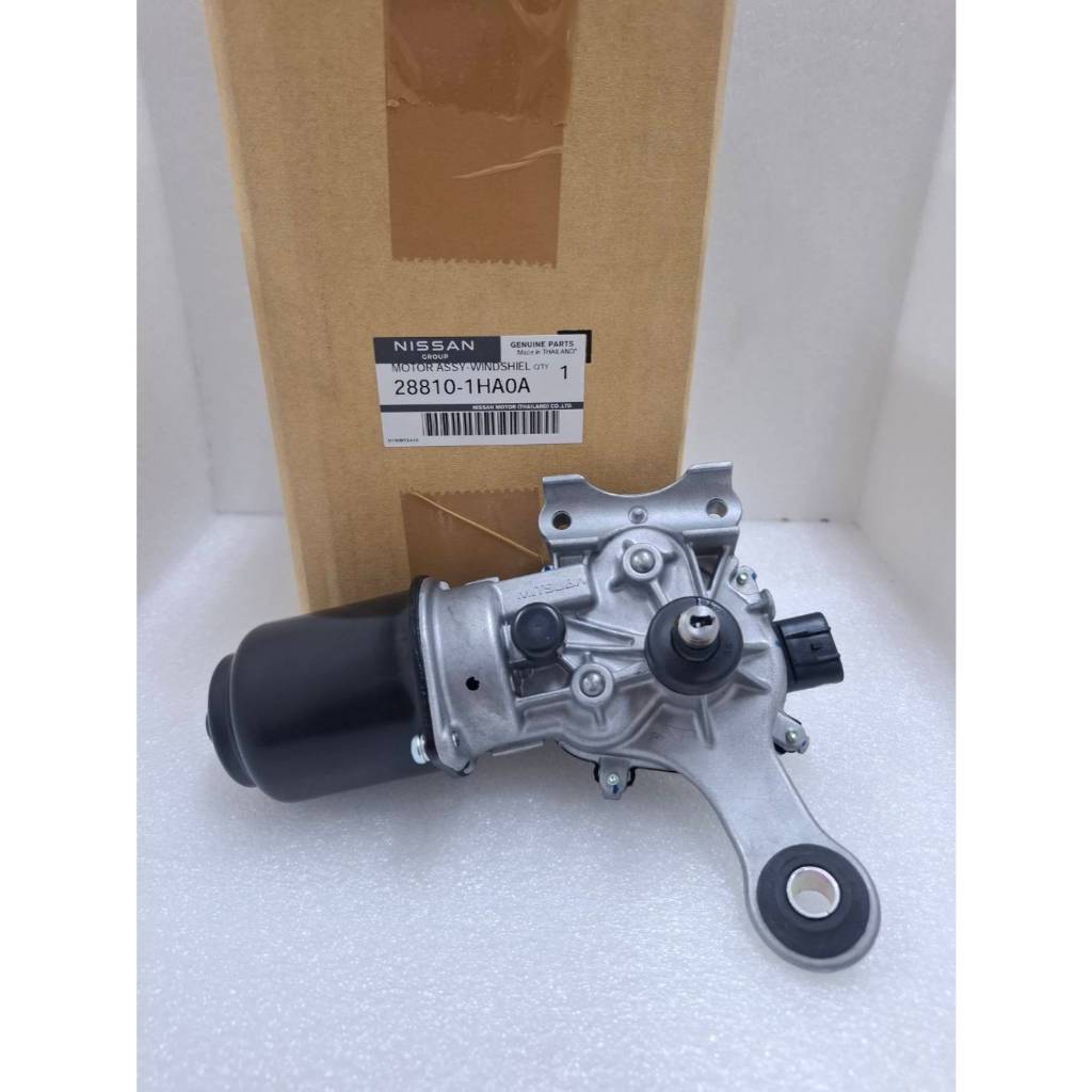 มอเตอร์ปัดน้ำฝน NISSAN MARCH K13 , ALMERA N17 , NOTE E12 28810-1HA0A MOTOR ASSY-WINDSHIELD WIPER K13