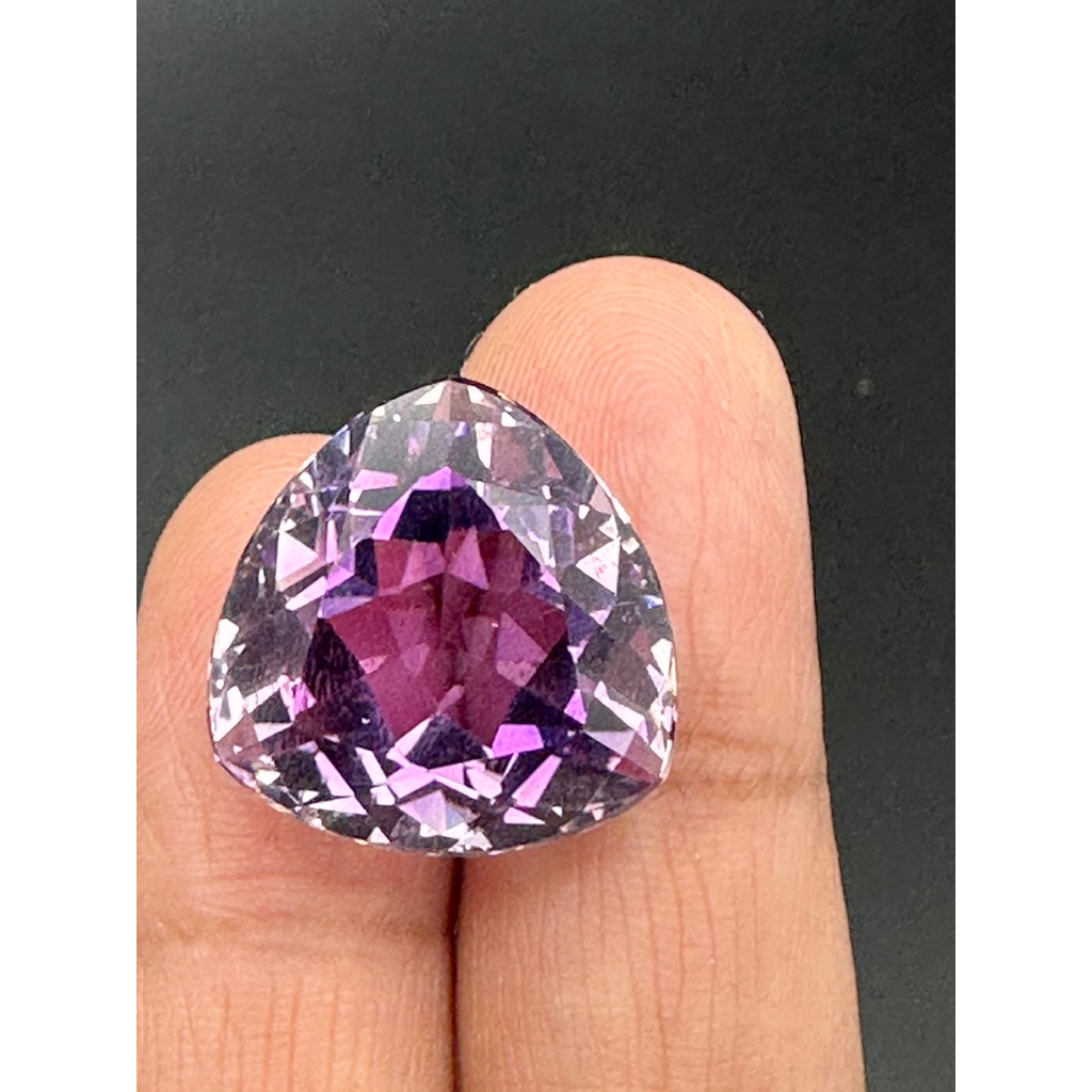 อเมทิสต์ AMETHYST CULTURE OVAL 26 CARATS สี อเมทิสต์ CULTURE ( 1 เม็ด) AMETHYST COLOR เกรดอย่าง ดี 1