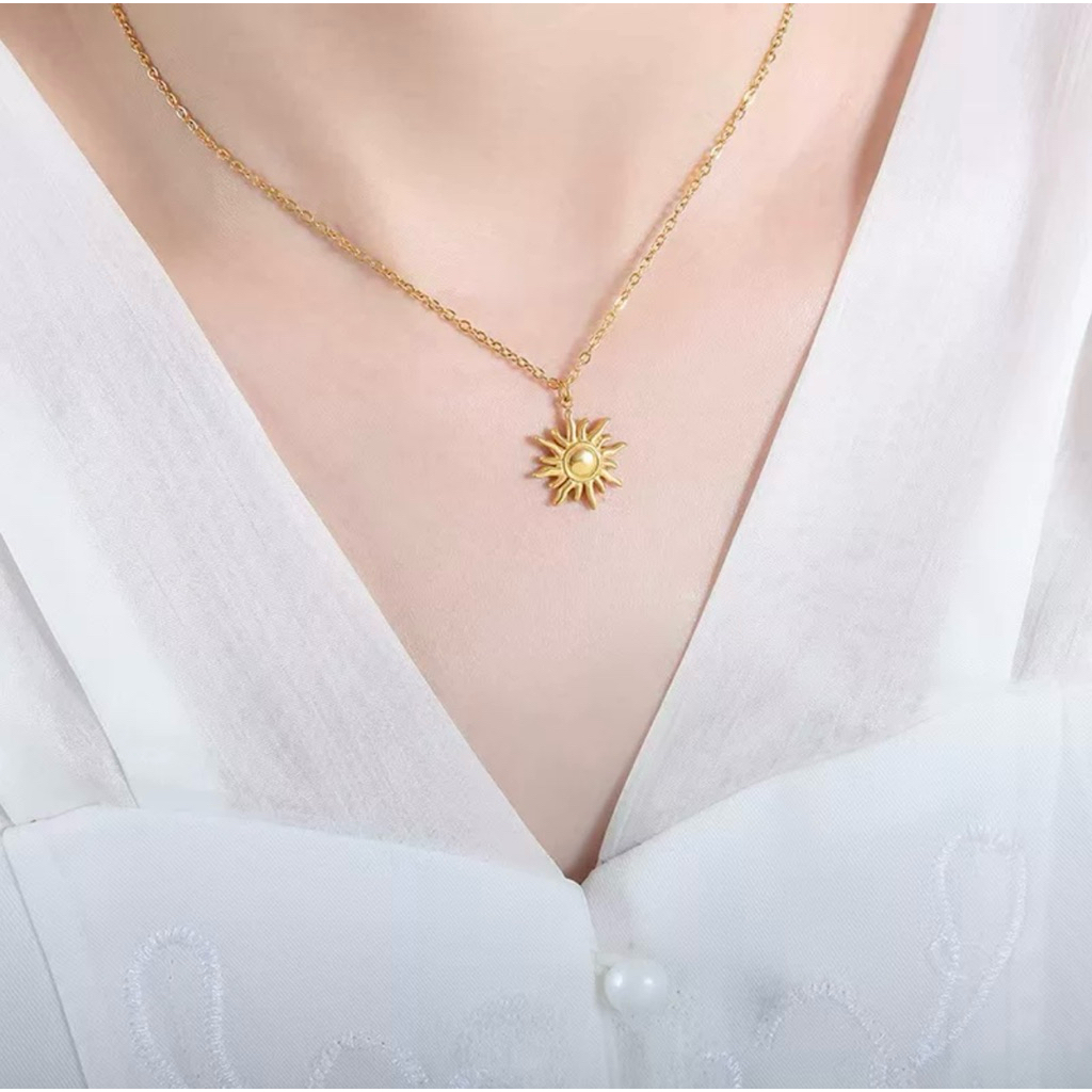 สร้อยคอพระอาทิตย์ สวย ดูดีย์ ดูเก๋ พร้อมส่งในไทยจ้า #สร้อยคอ #สร้อยคอพระอาทิตย์