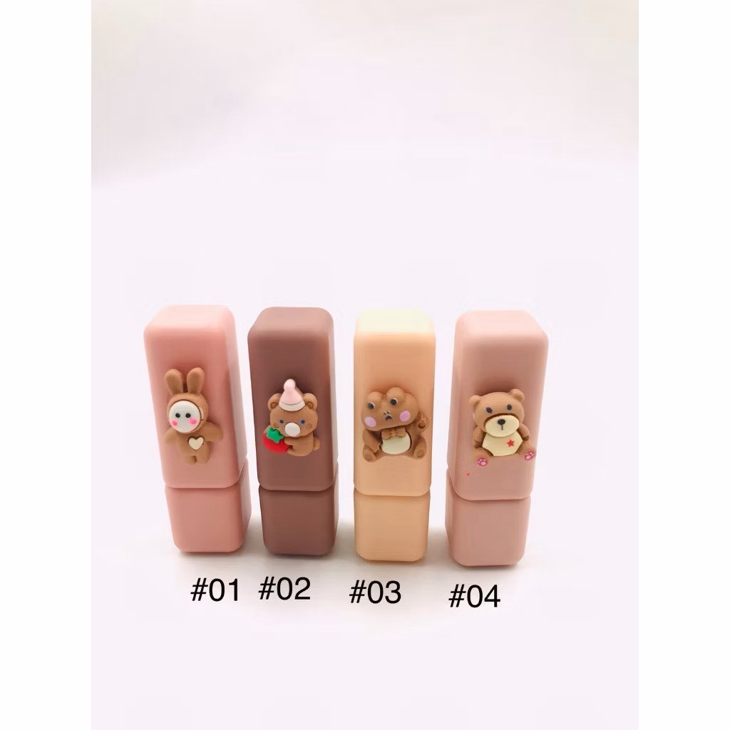 AF228  ลิปสติกเนื้อแมทท์ เนื้อนุ่มลื่น ทาง่ายมาก สีชัดติดทน กินข้าวไม่หลุด เข้ากับทุกสีผิว มีให้เลือกทั้งหมด 4 เฉดสี