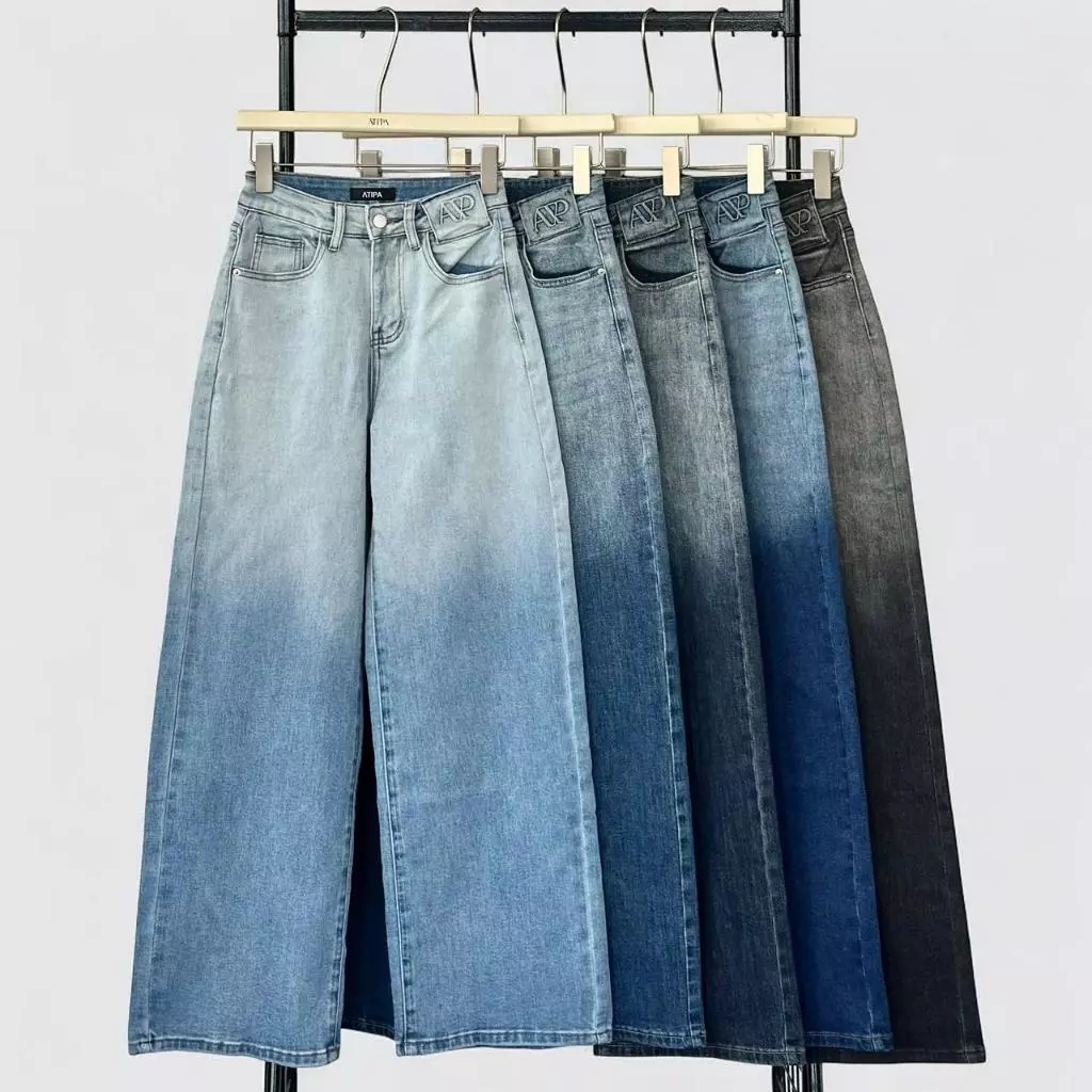 Atipashop - Chety Jeans (#AA6009) กางเกงยีนส์ขายาว ทรงกระบอกกลาง เอวสูง ผ้ายืด