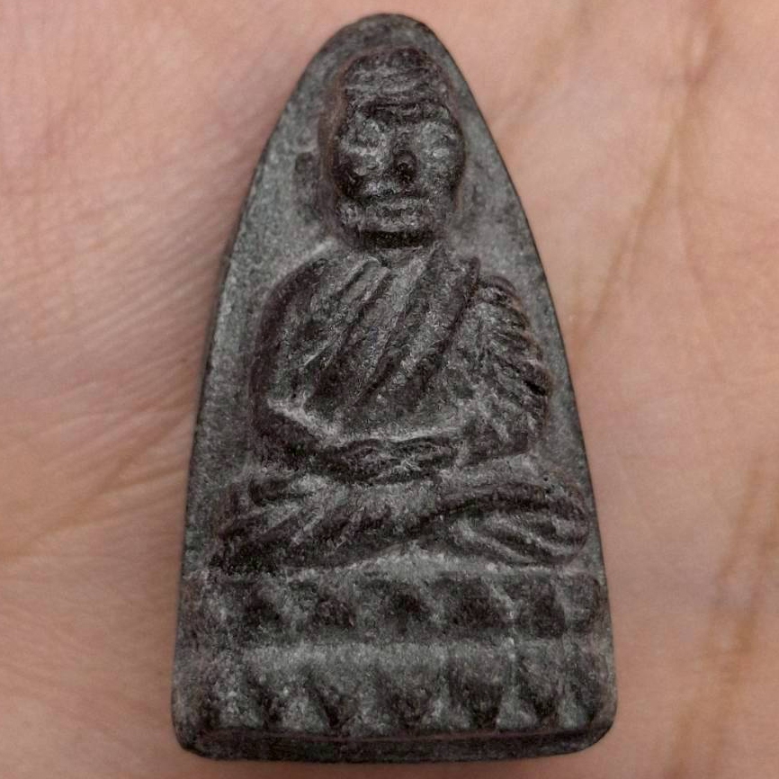 หลวงปู่ทวด วัดช้างให้ ปี2524 ปัตตานี