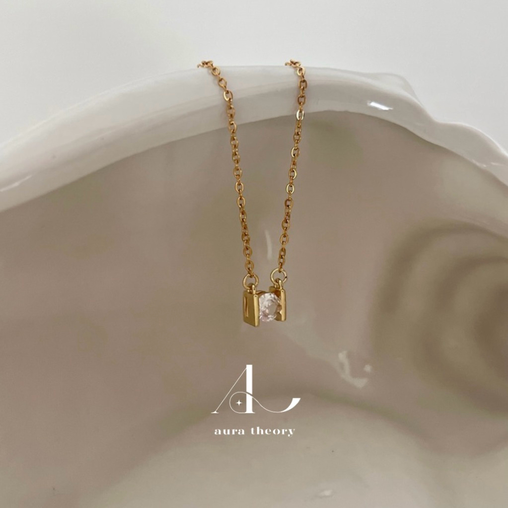 สร้อยสแตนเลส aura theory round diamond pendant