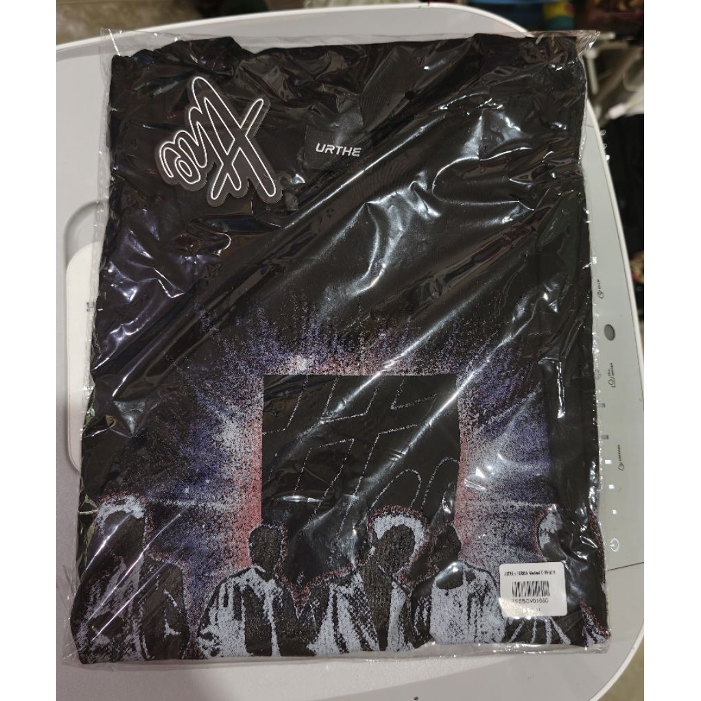 เสื้อคอน Perses พร้อมส่ง