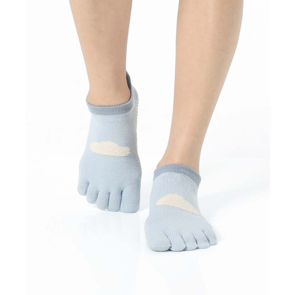 Thumb Toe Fluffy ถุงเท้าพิลาทิสนำเข้าจากเกาหลี