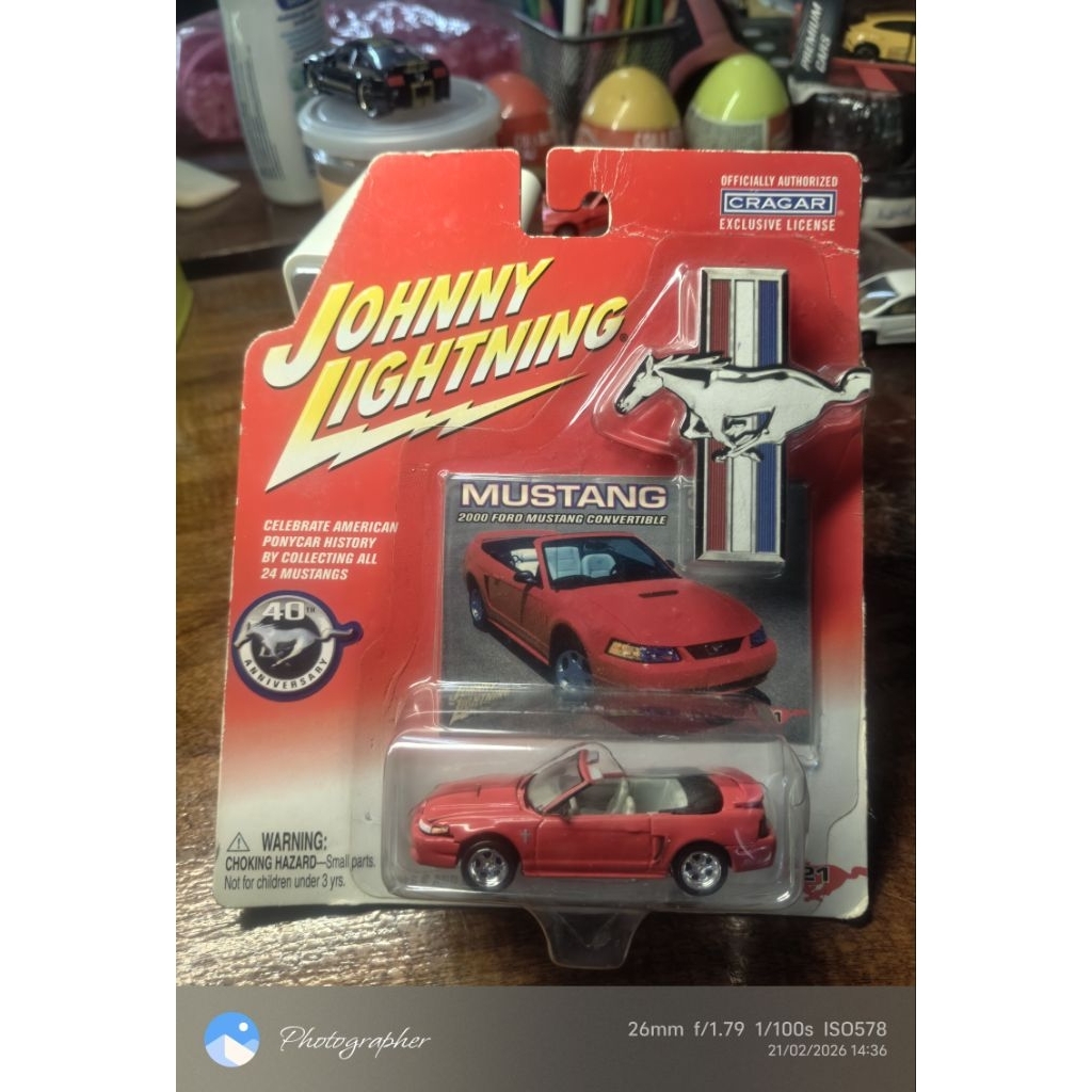 Johnny lightning Mustang