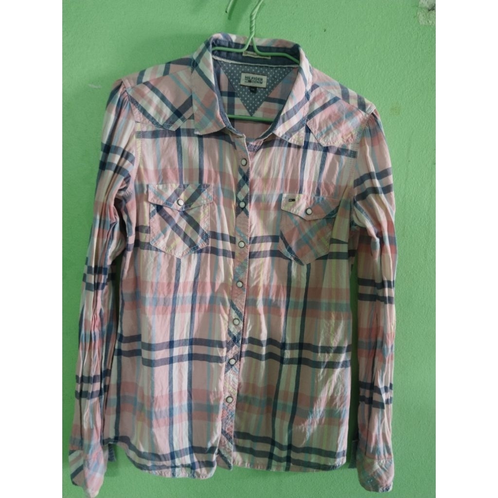 เสื้อแขนยาวมือสอง TOMMY HILFIGER DENIMไซส์M