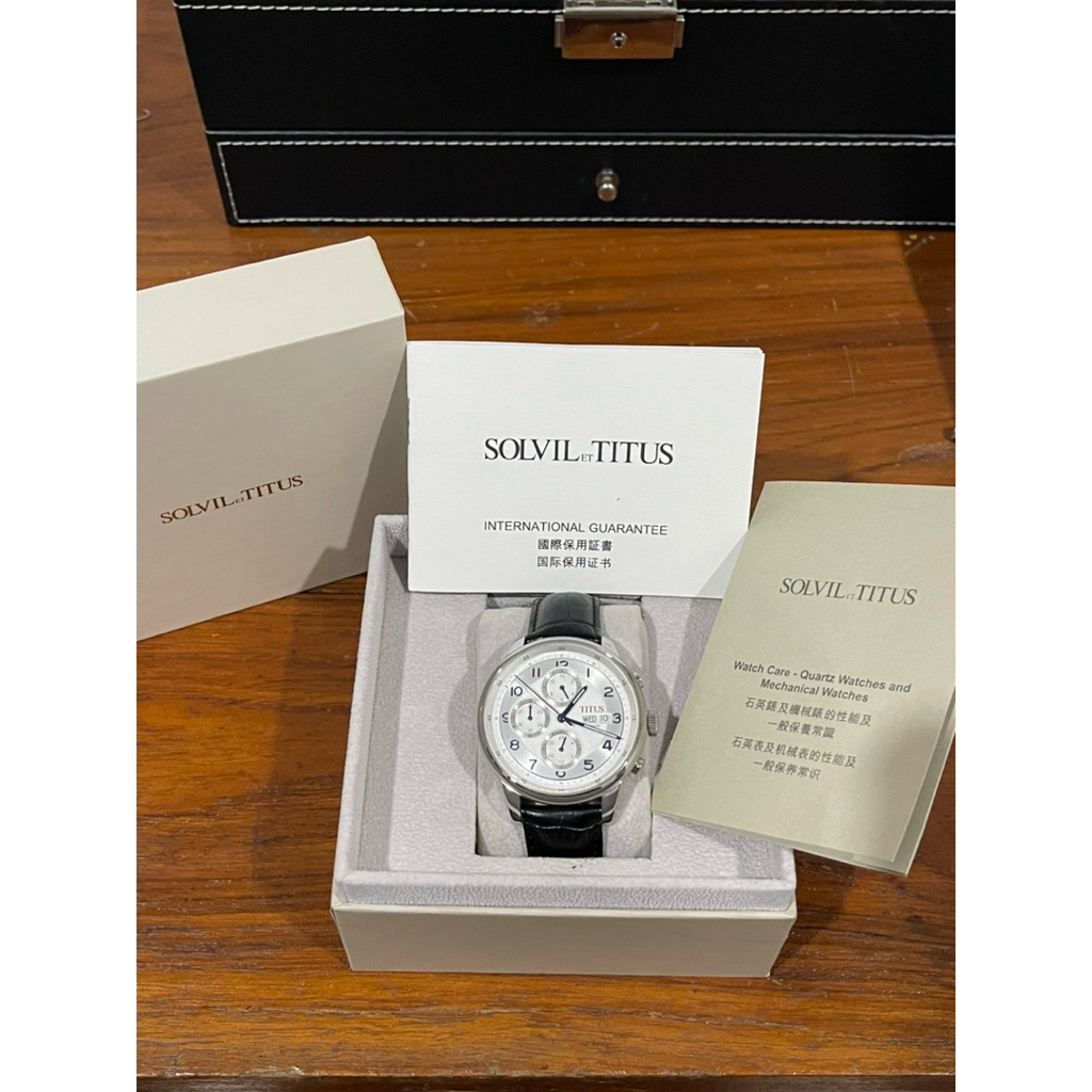 นาฬิกาข้อมือ ชาย Titus