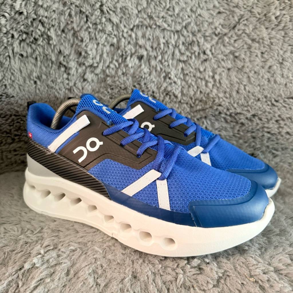 On Cloud Size 43 ยาว 27.5 cm (รองเท้ามือสอง)