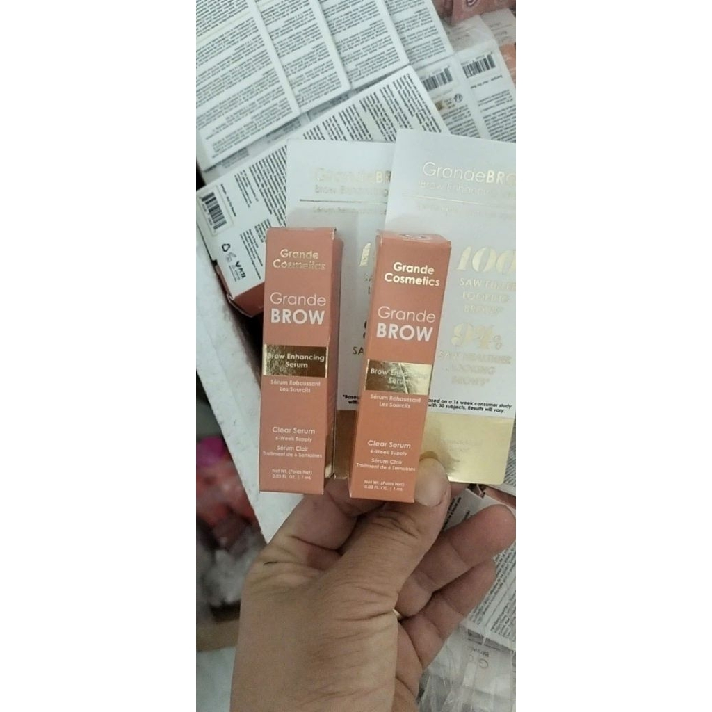 Grade Cosmetic GRANDE BROW BROW ENHANCING SERUM 1 ml ( 1ชิ้น)