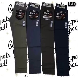 Led Men's Straight-Leg Jeans with Zipper, Non-Stretch Fabric, Beautiful Shape, Led Label, Long Pants, Jeans.