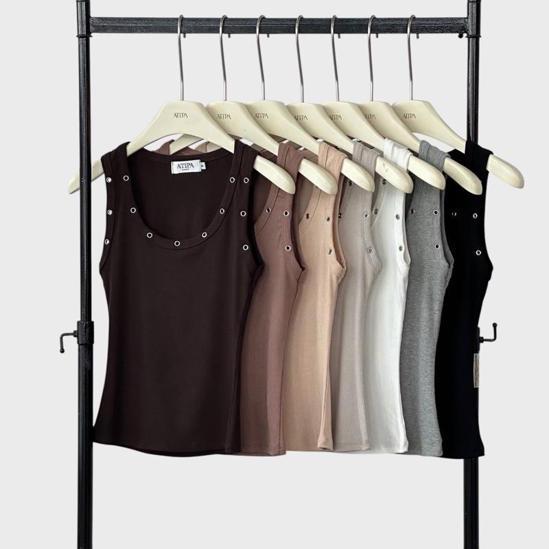 Atipashop - Alpha Loop Top เสื้อกล้ามตอกหมุด คอเหลี่ยม เก็บเนื้อรักแร้ ผ้ายืด ใส่สบาย