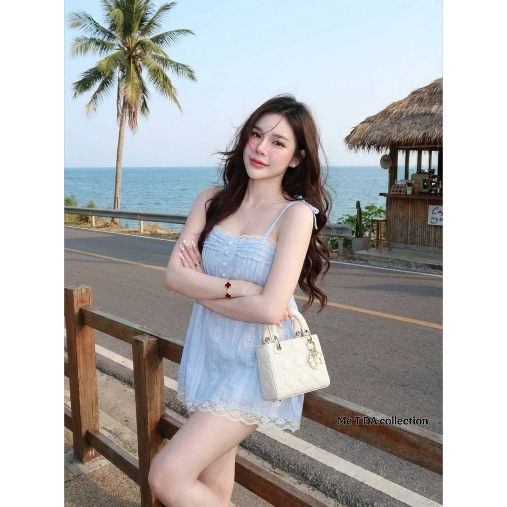 Phapassz - Set2ชิ้น เสื้อสายเดี่ยวผูกไหล่เนื้อผ้าสวยดอกไม้วิทเทจในตัว แมทช์กับกางเกงขาสั้นทรงบอลลูน #Metda